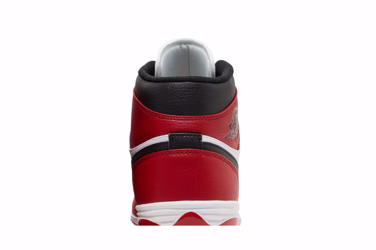 Air Jordan 1 Mid TD Cleat Chicago 2023, view 8