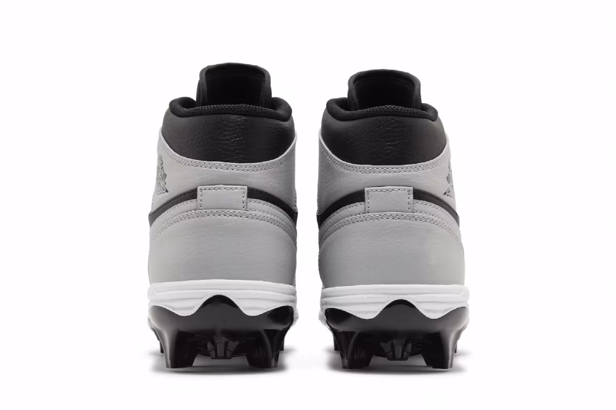 Air Jordan 1 Mid TD Cleat Shadow 2.0, view 7
