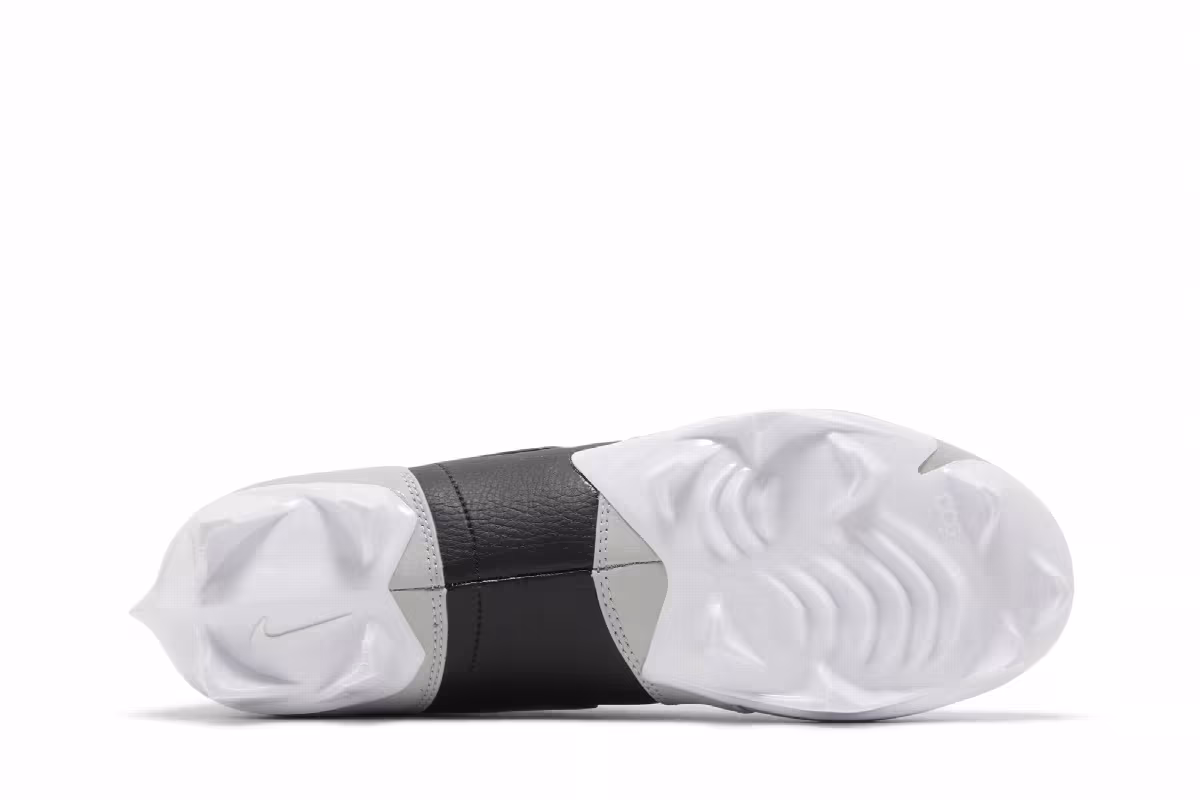 Air Jordan 1 Low TD Cleat Shadow 2.0, view 5