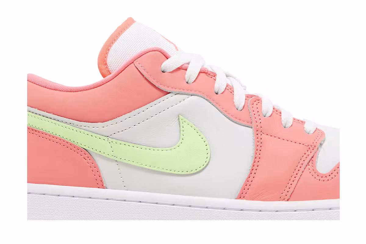 Air Jordan 1 Low SE Lava Glow, view 3