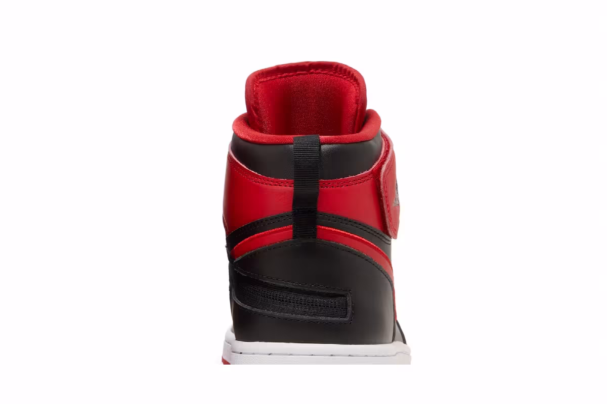 Air Jordan 1 High FlyEase Bred, view 8