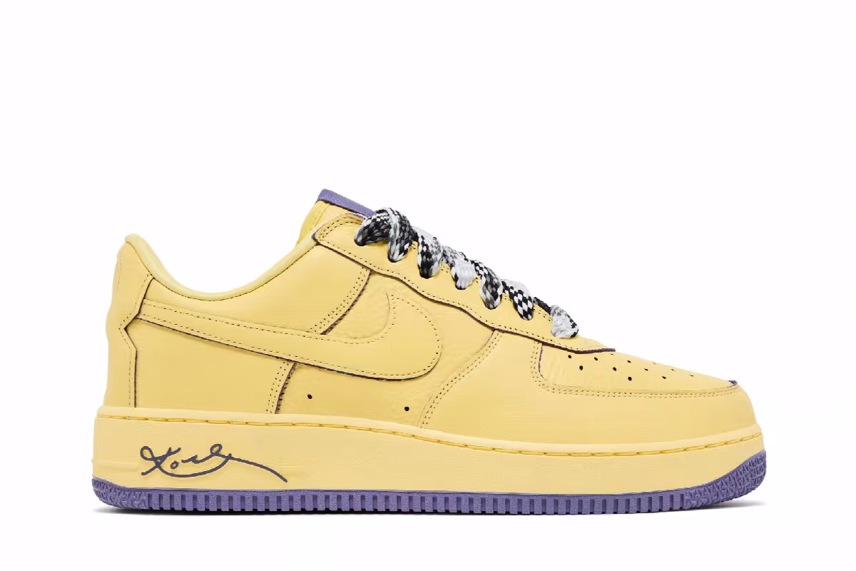 Kobe Bryant x Nike Air Force 1 Low Protro Mamba Mentality, view 2
