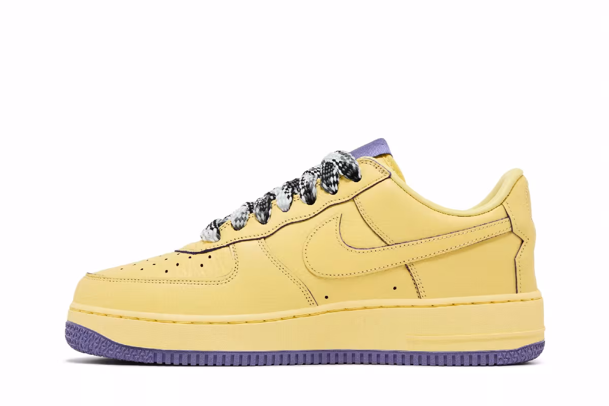 Kobe Bryant x Nike Air Force 1 Low Protro Mamba Mentality, view 4