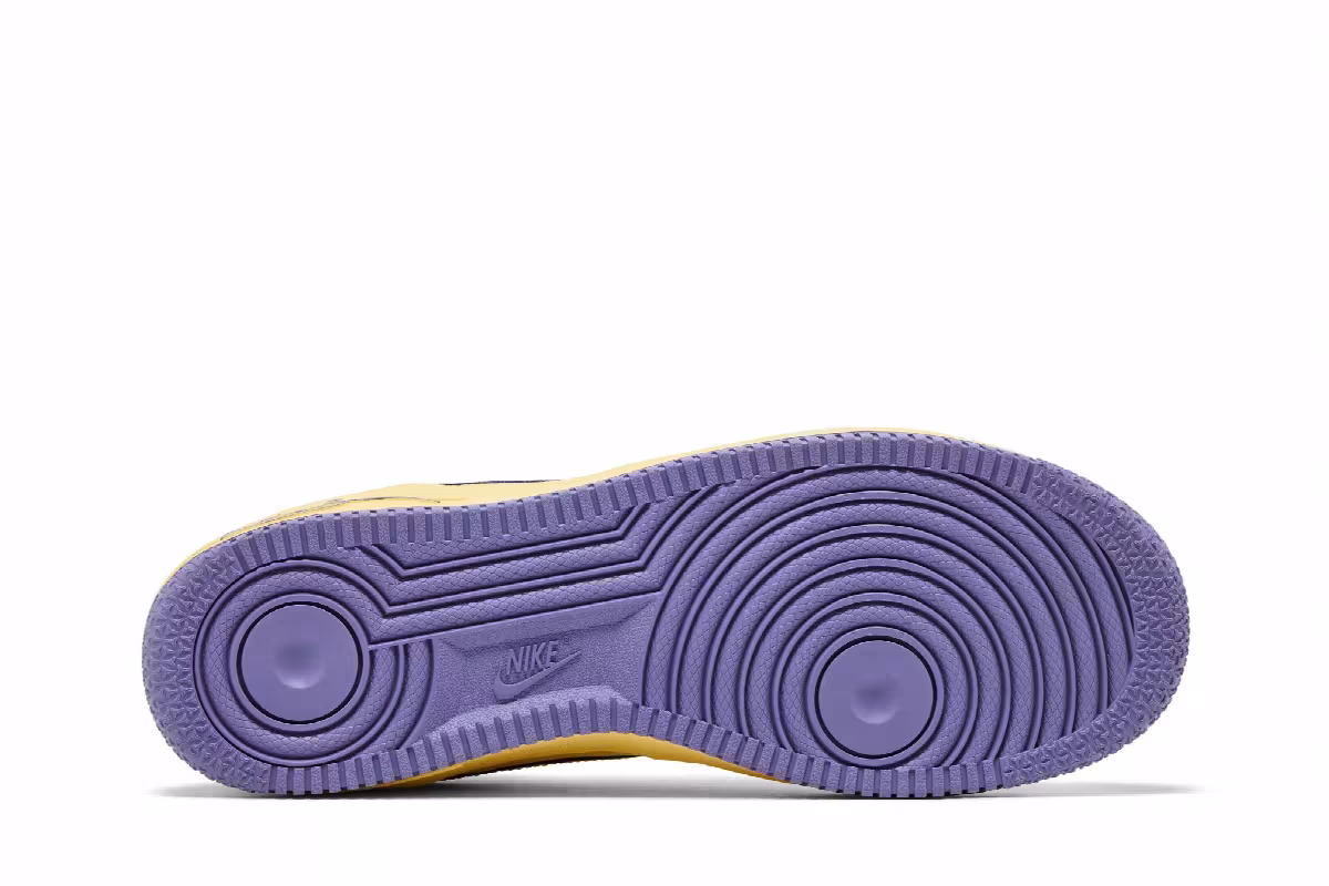 Kobe Bryant x Nike Air Force 1 Low Protro Mamba Mentality, view 5