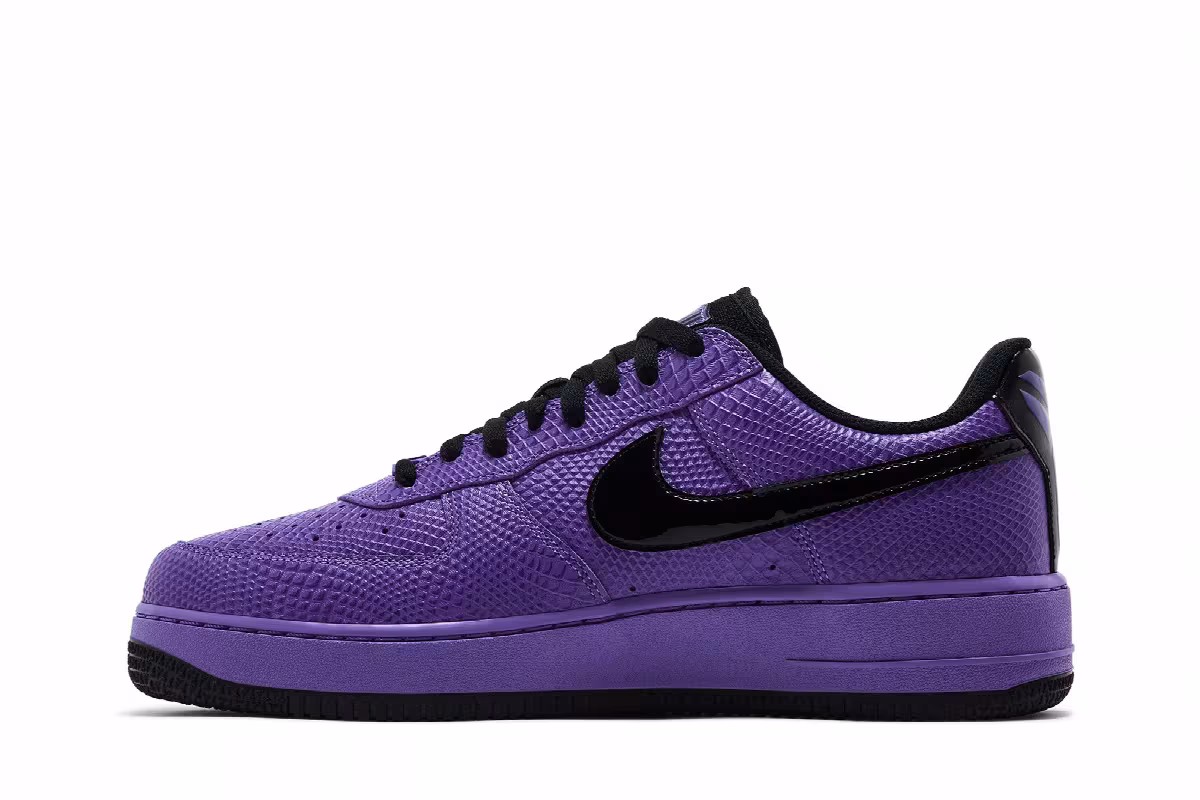 Kobe Bryant x FC Barcelona x Nike Air Force 1 Low Protro Persian Violet, view 4