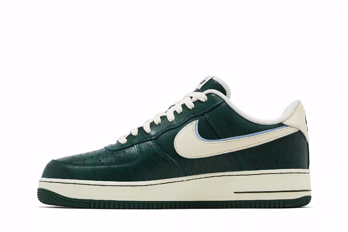 LAAMS x Nike Air Force 1 Please Post Bills, view 4