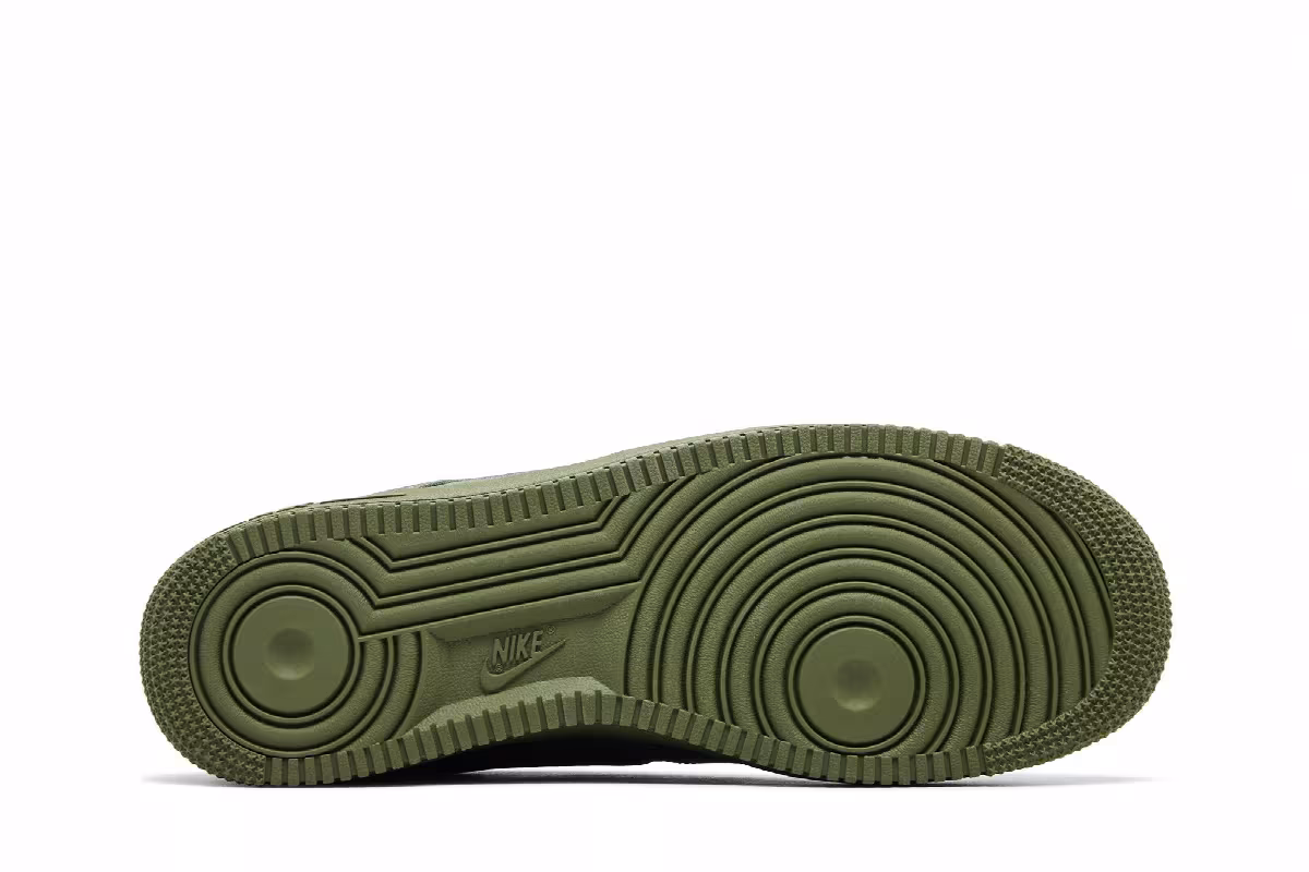 Nike Air Force 1 Army Olive, view 5