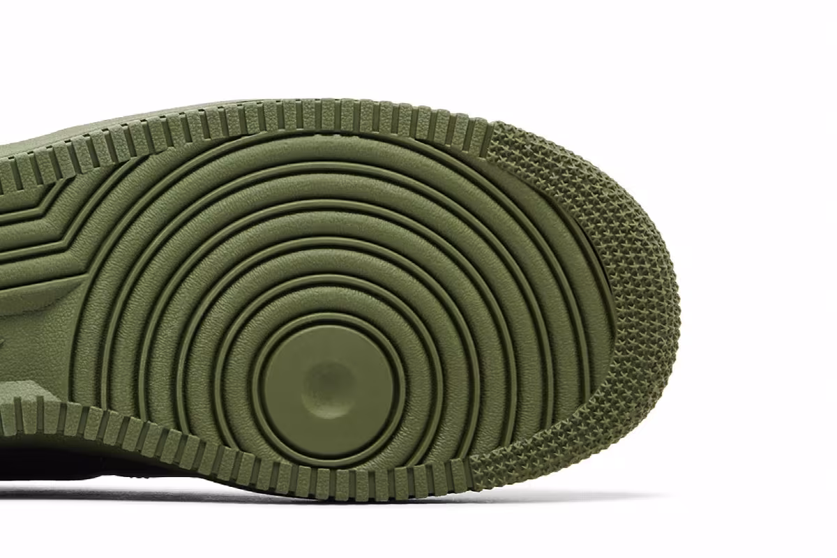 Nike Air Force 1 Army Olive, view 6