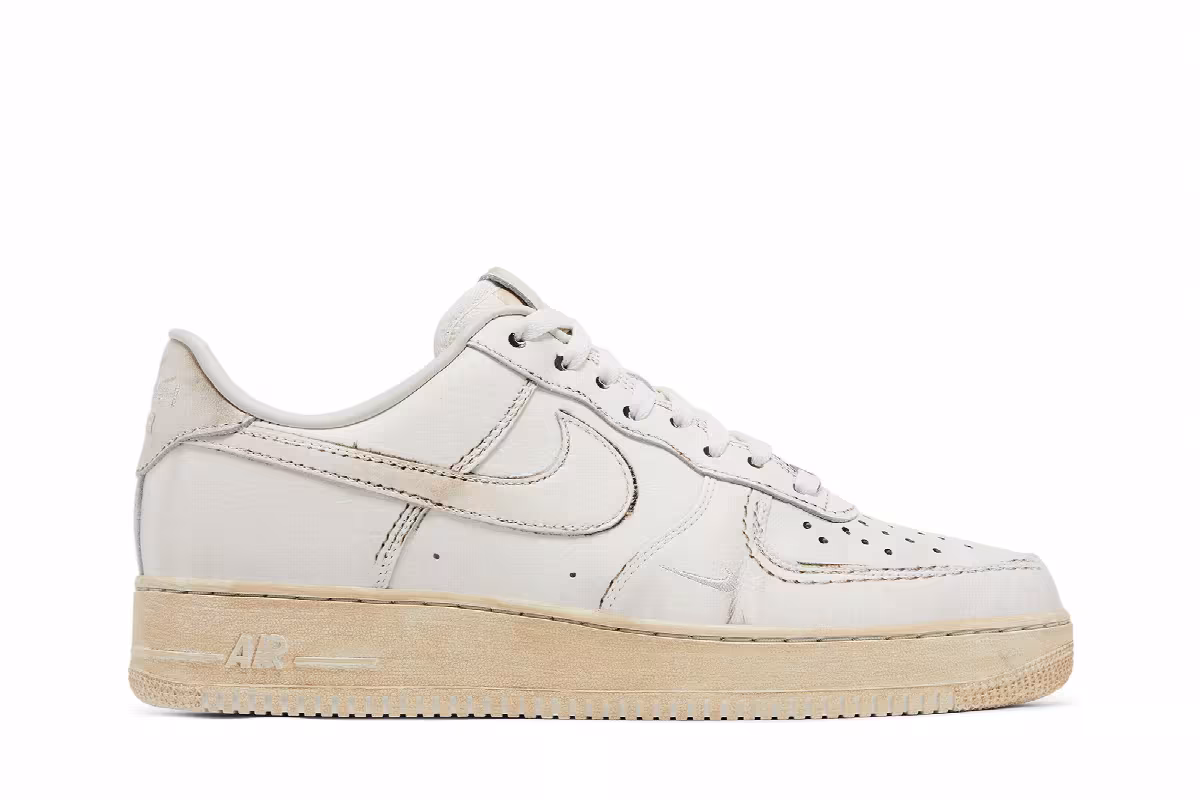 Nike Air Force 1 Low Smoke and Mirrors Pack - Dirty Triple White, view 2