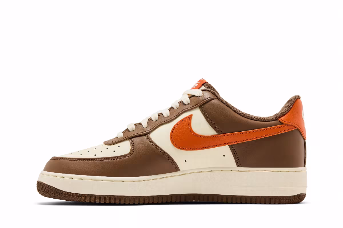 Nike Air Force 1 07 , view 4