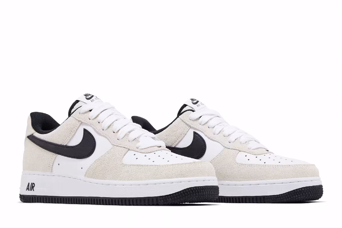 Nike Air Force 1 Photon Dust Black, view 9