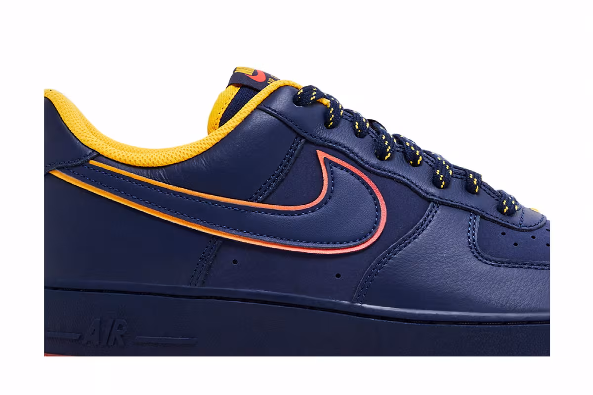 Nike Men's Air Force 1 Low Retro Pack, view 3