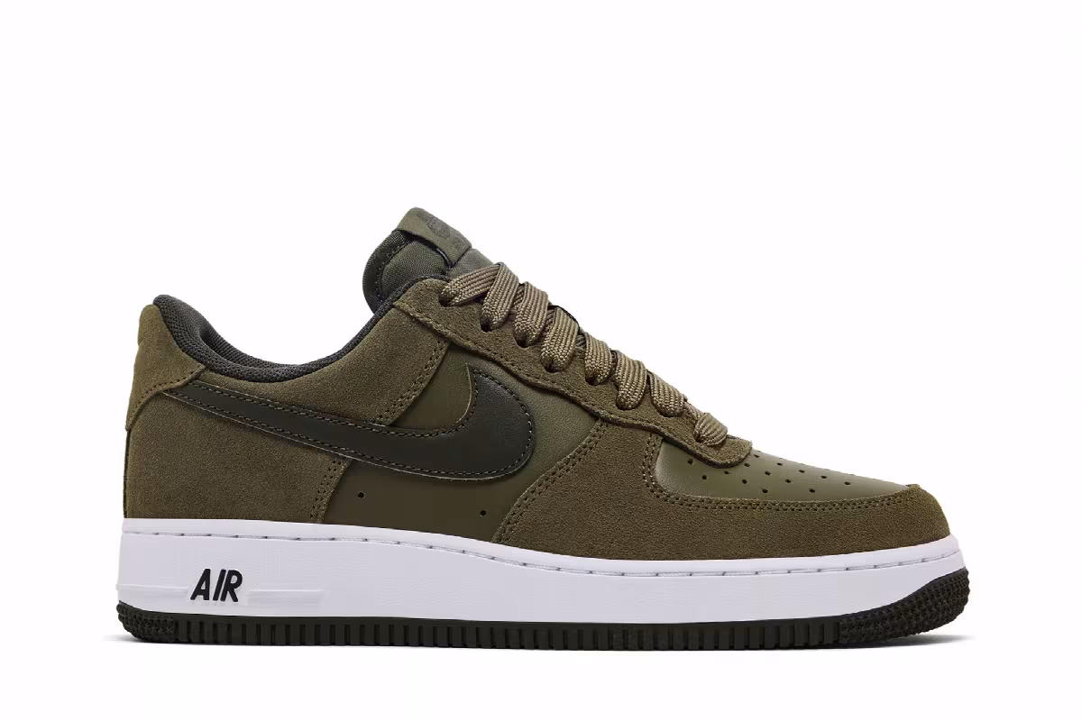 Nike Air Force 1 Medium Olive Cargo Khaki, view 2