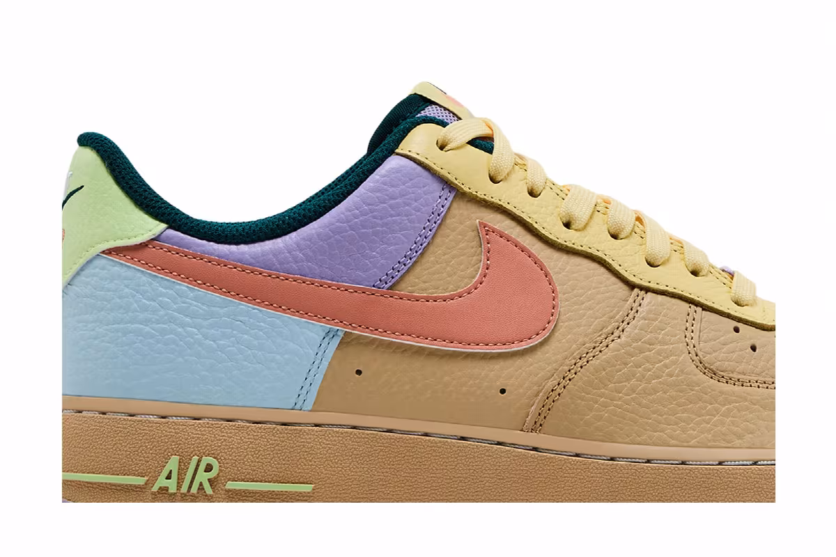 Nike Air Force 1 Low Easter 2025, view 3