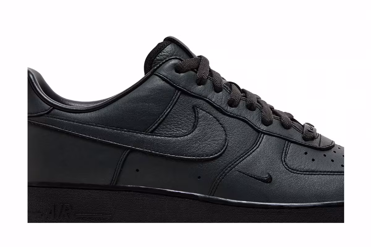 Nike Air Force 1 Low Smoke and Mirrors Pack - Triple Triple Black, view 3