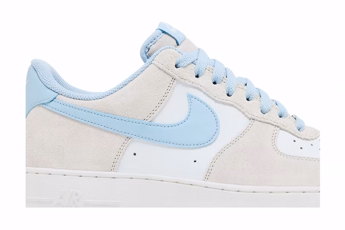 Nike Air Force 1 07 LV8 Light Bone Light Armory Blue, view 3