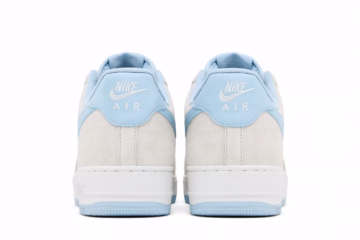 Nike Air Force 1 07 LV8 Light Bone Light Armory Blue, view 7