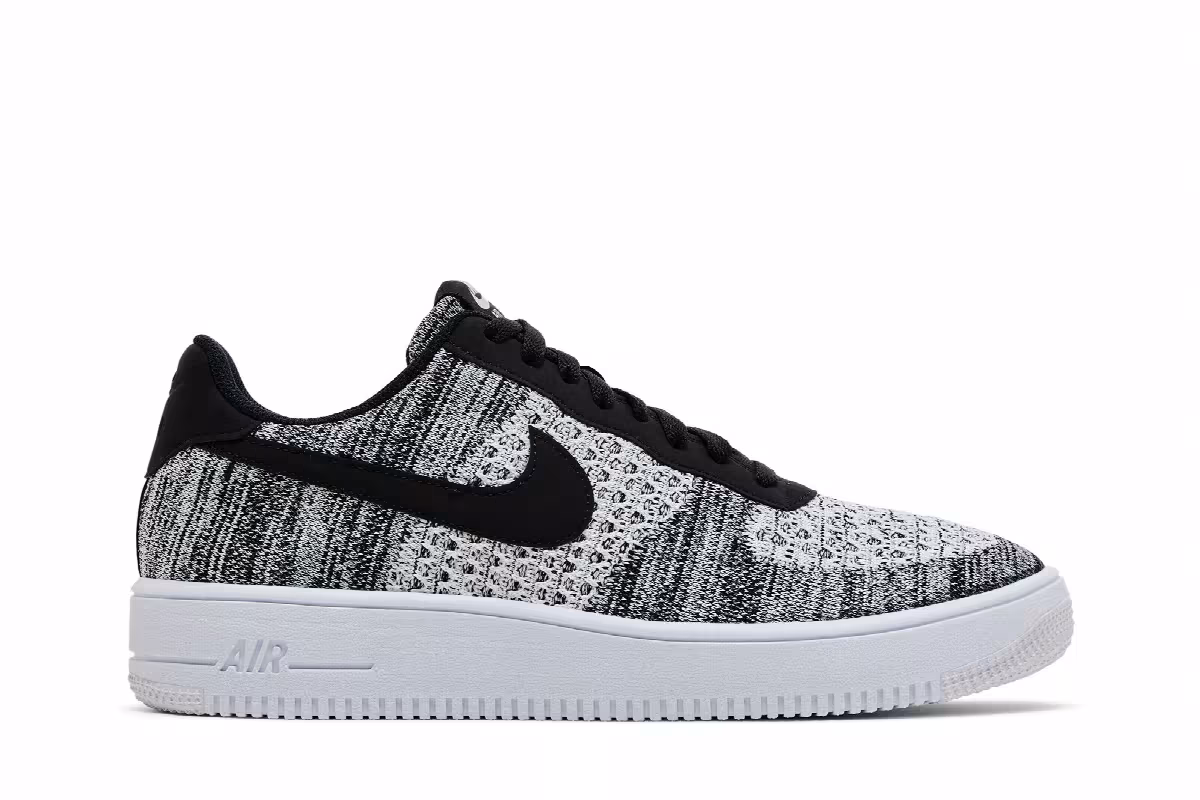 Nike Air Force 1 Flyknit Low 2.0 Oreo 2025, view 2