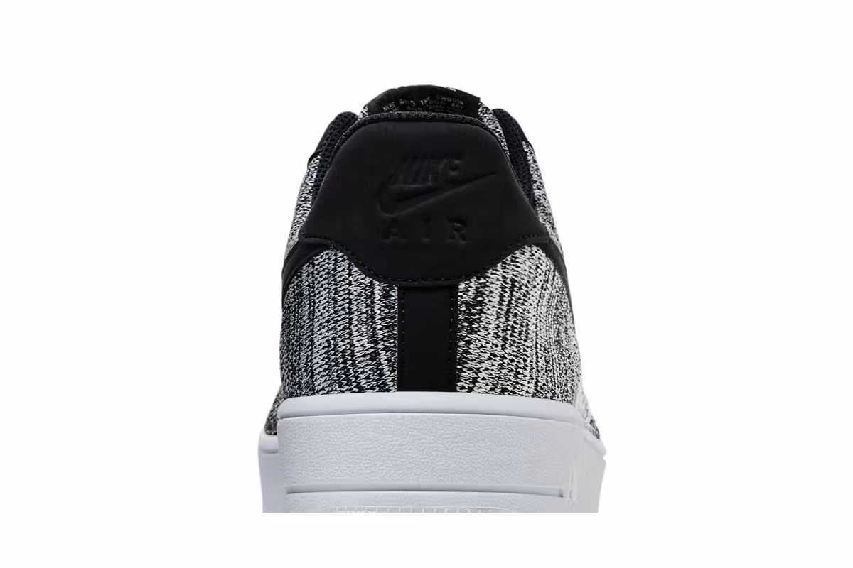 Nike Air Force 1 Flyknit Low 2.0 Oreo 2025, view 8