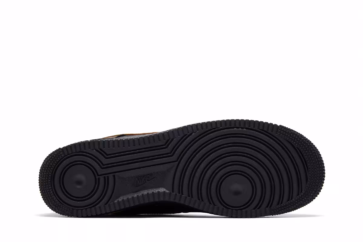 Nike Air Force 1 Black Tan, view 5