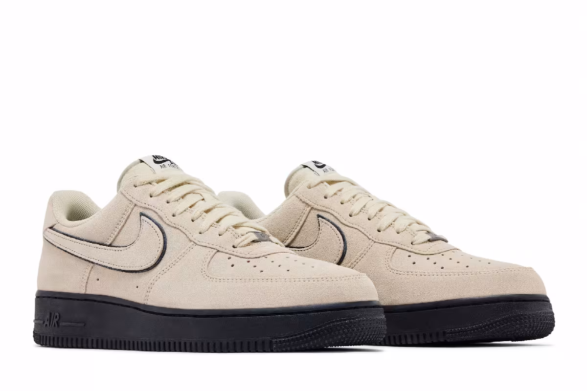 Nike Air Force 1 Light Khaki Suede, view 9