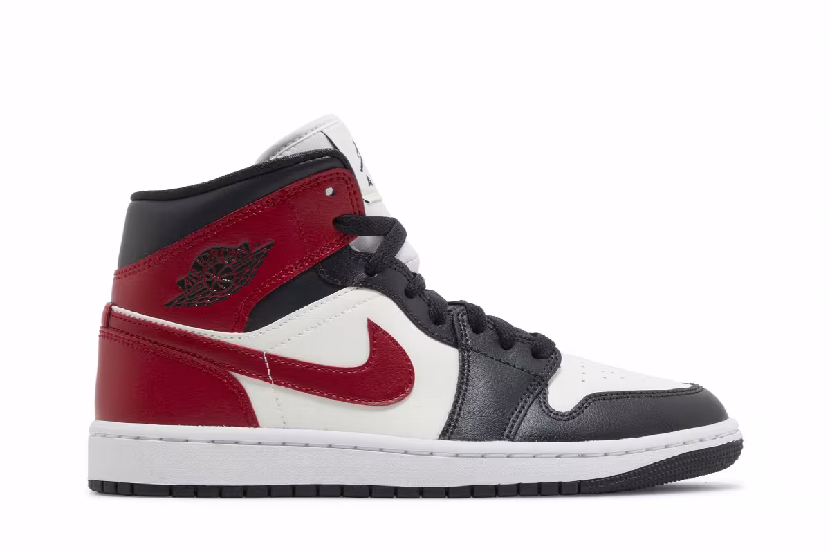 Women's Air Jordan 1 Mid Black Toe, view 2