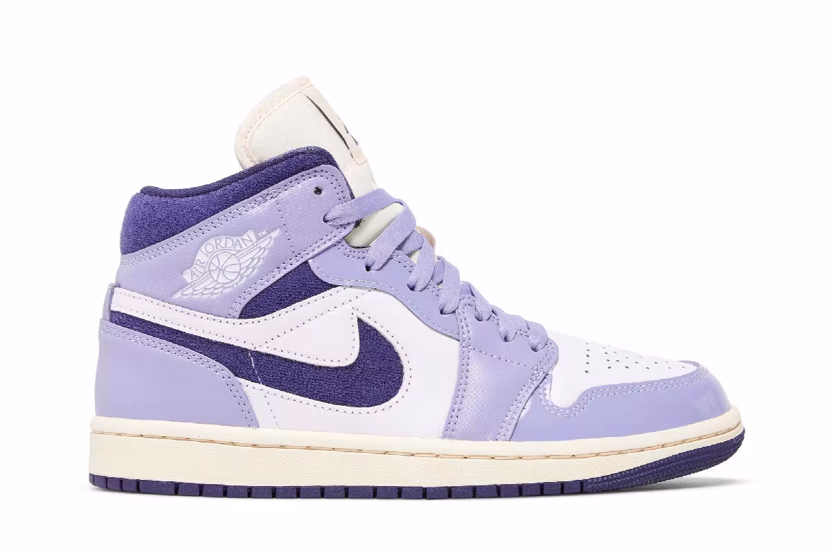 Women's Air Jordan 1 Mid SE Sky J Purple, view 2