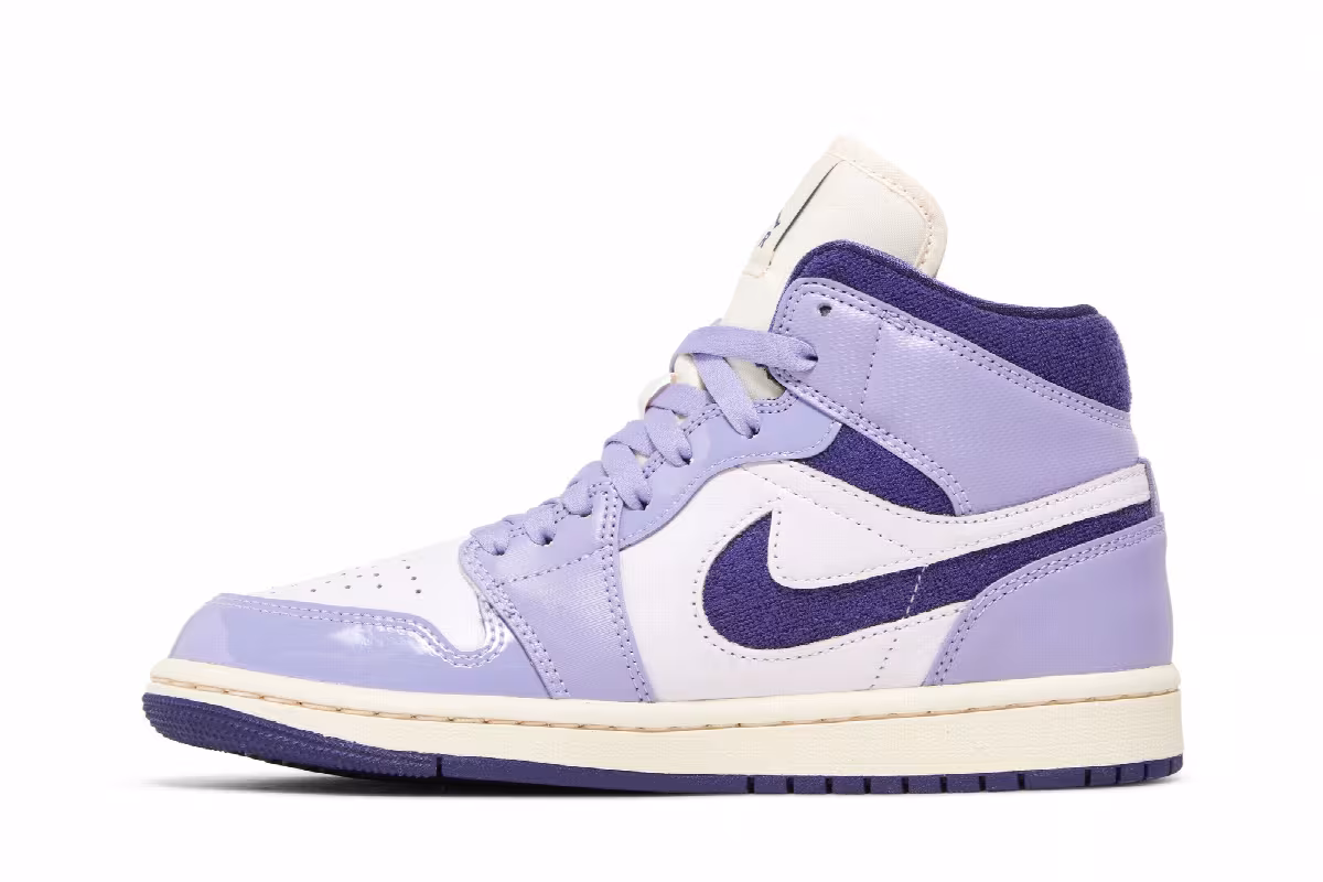 Women's Air Jordan 1 Mid SE Sky J Purple, view 4