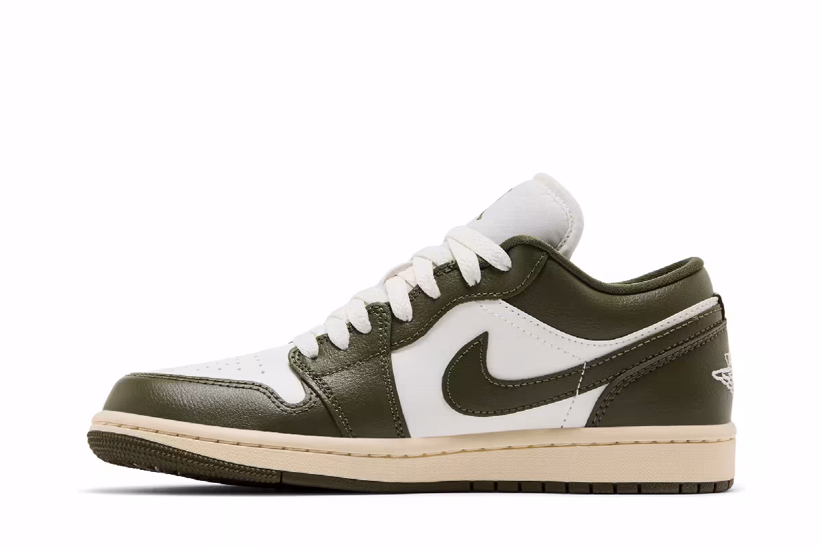 Women's Air Jordan 1 Low Medium Olive, view 4