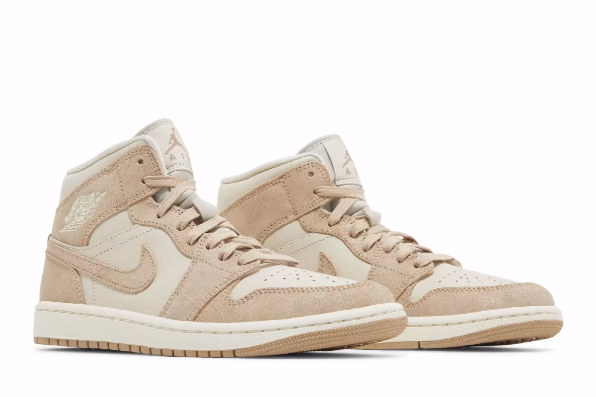 Women's Air Jordan 1 Mid SE Legend Light Brown, view 9