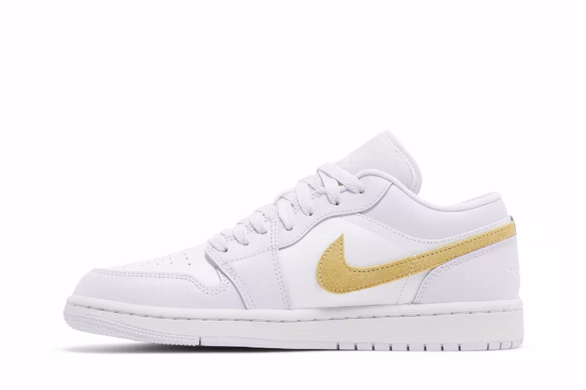 Women's Air Jordan 1 Low Barely Grape, view 4