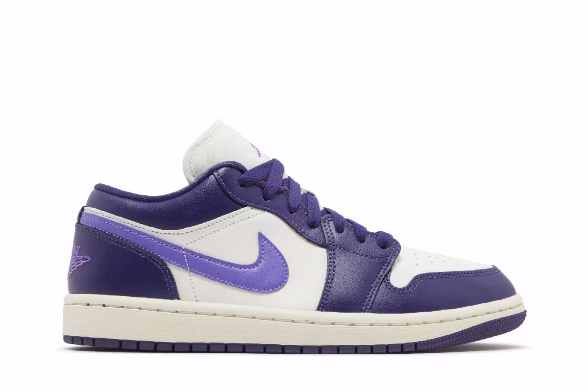 Women's Air Jordan 1 Low Sky J Purple, view 2