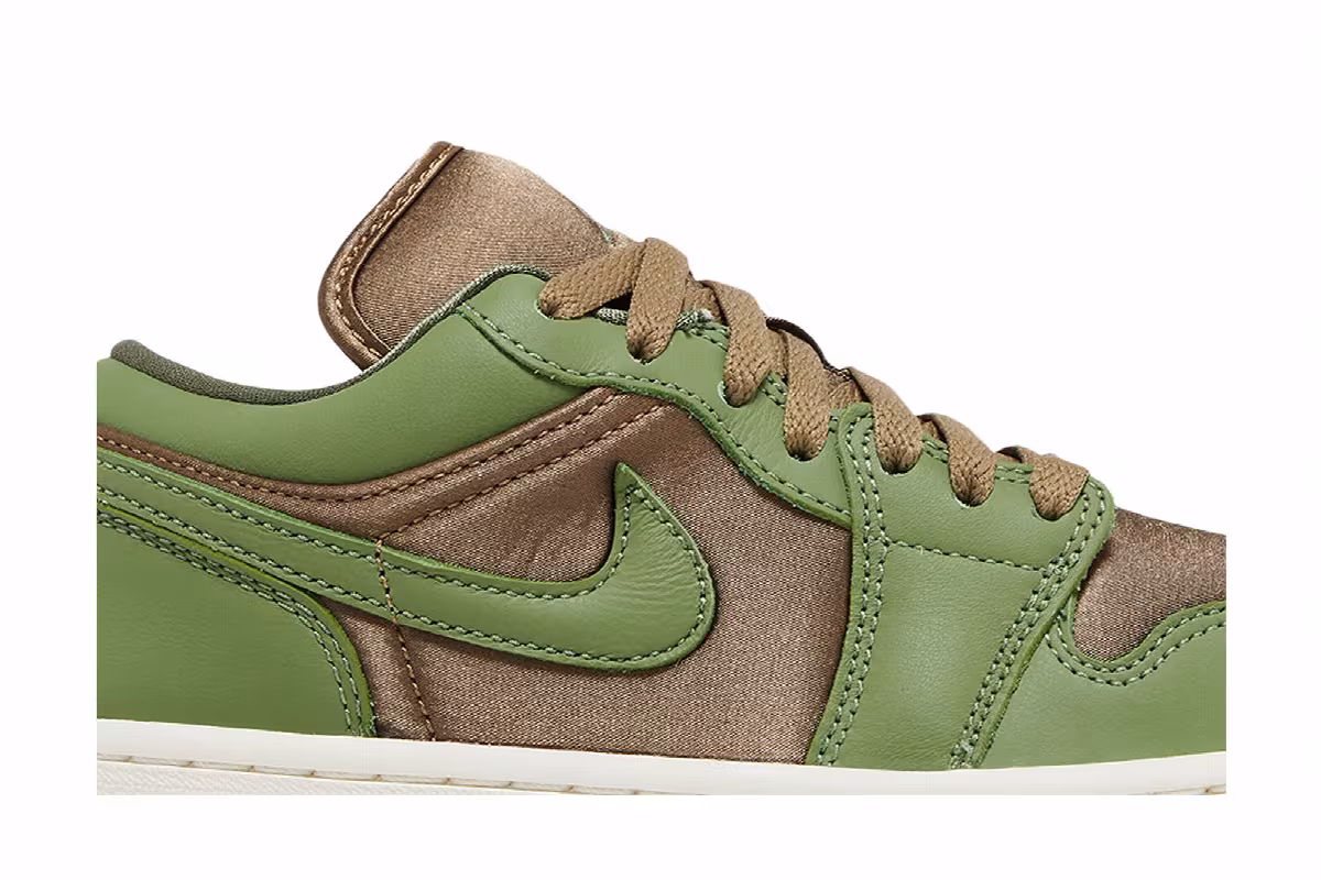 Women's Air Jordan 1 Low SE Olive Brown Kelp, view 3