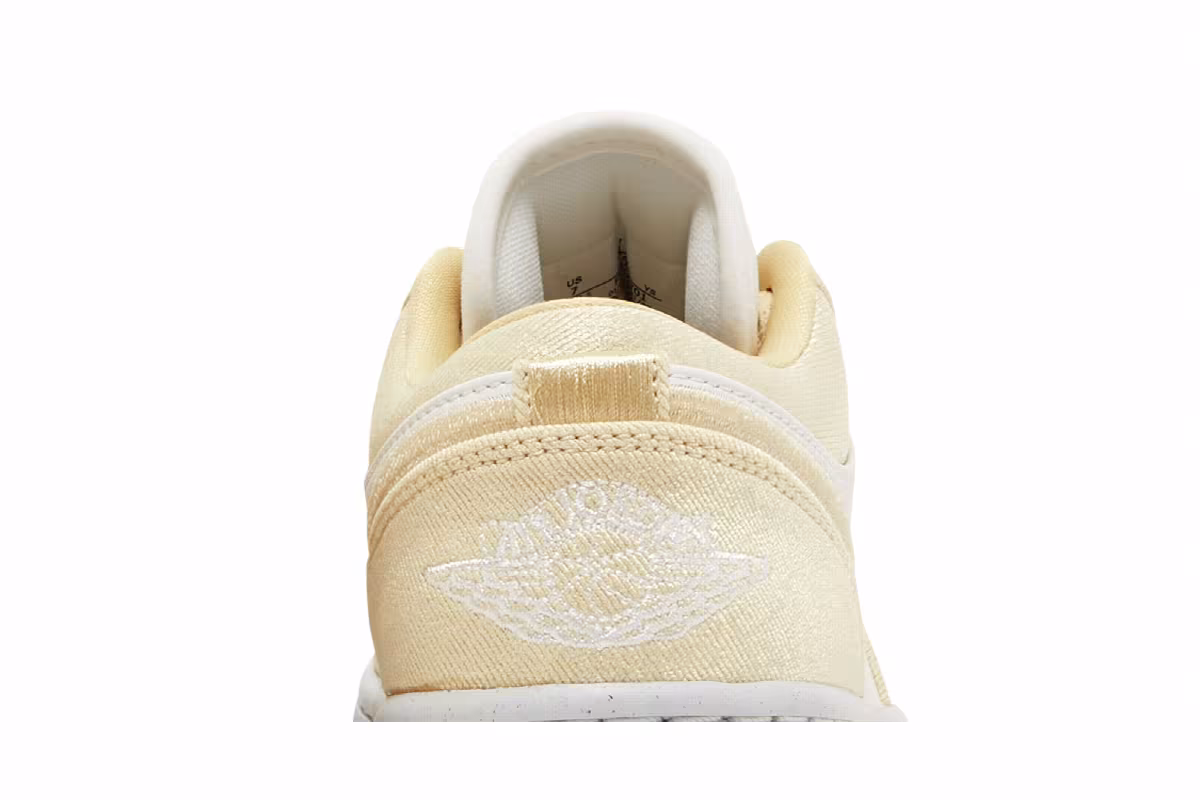 Women's Air Jordan 1 Low SE Team Gold, view 8