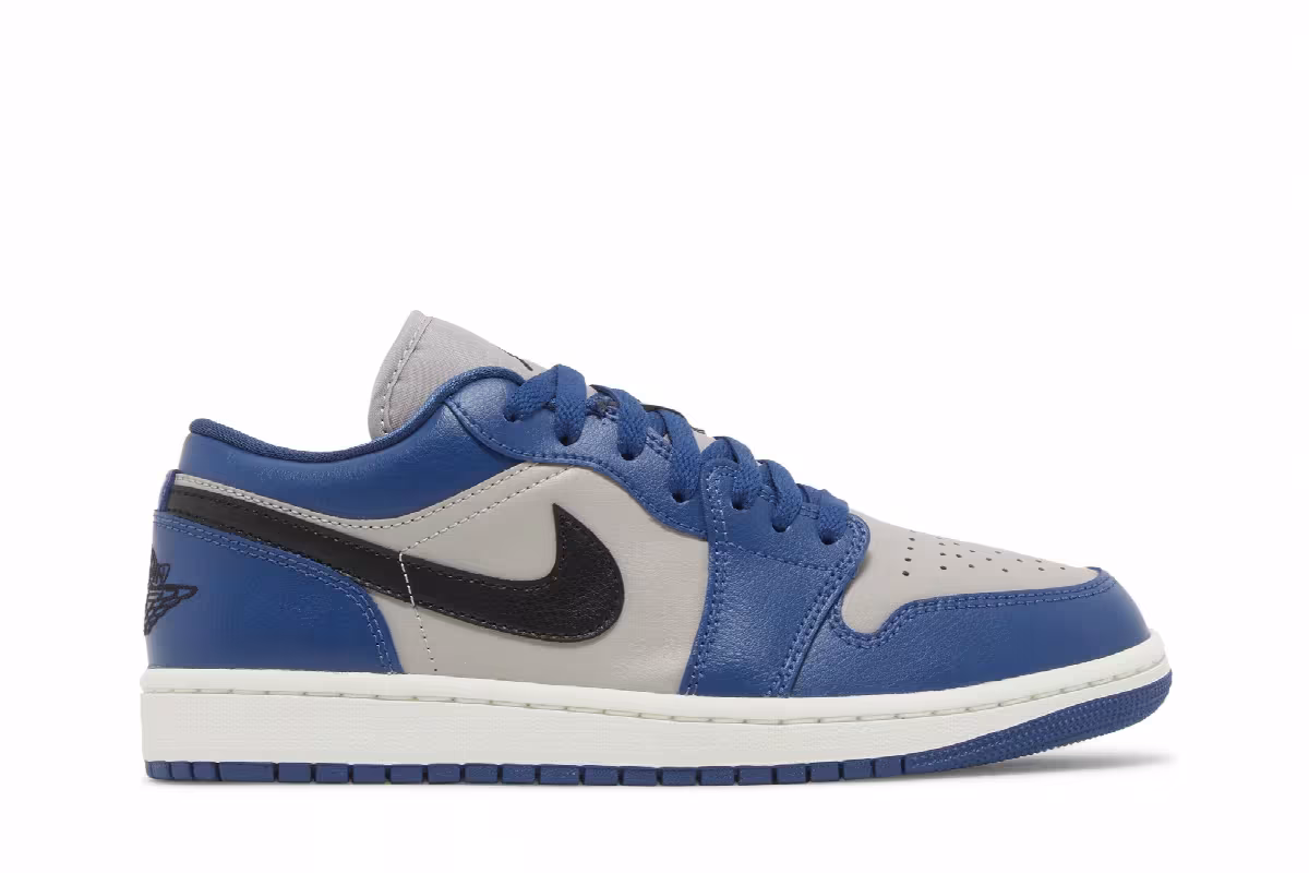 Women's Air Jordan 1 Low French Blue, view 2