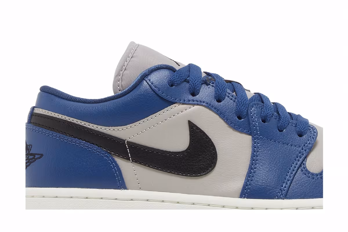 Women's Air Jordan 1 Low French Blue, view 3