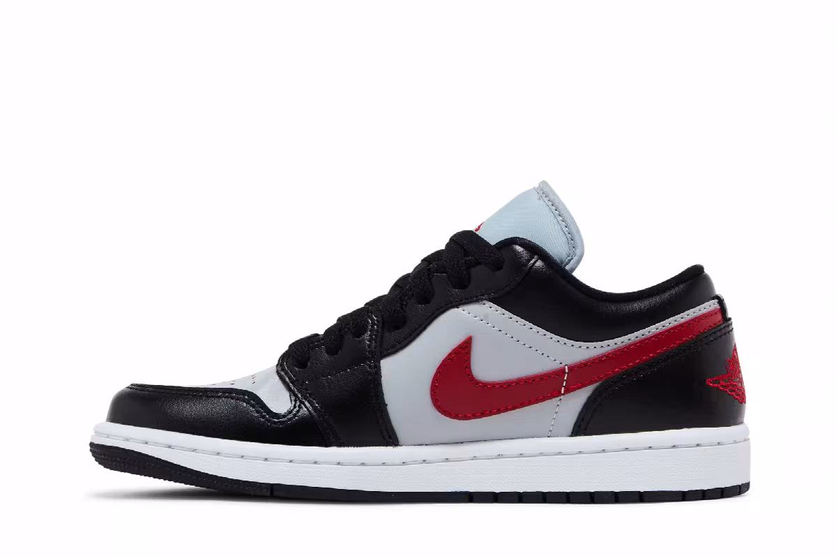 Women's Air Jordan 1 Low Wolf Grey Gym Red, view 4