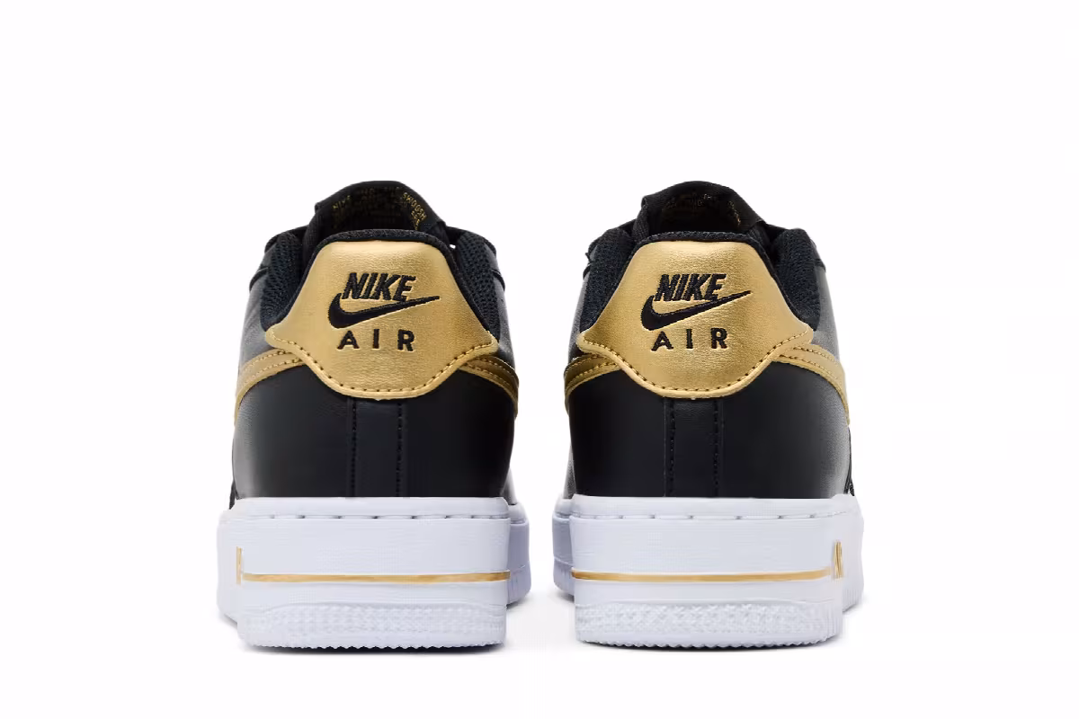 Nike Air Force 1 GS Black White Metallic Gold, view 7