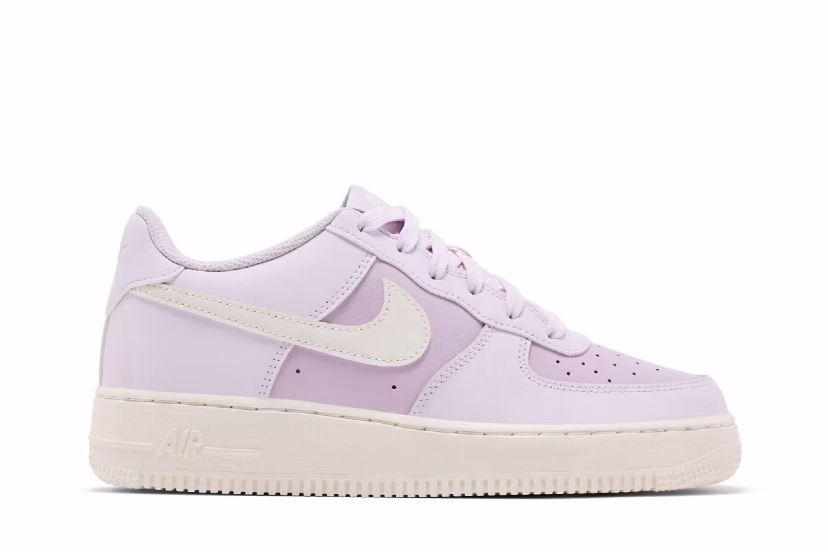 Nike Air Force 1 GS Iced Lilac, view 2