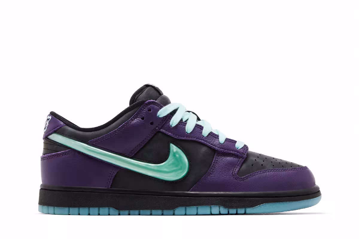 Nike Dunk Low LTD Wizard, view 2