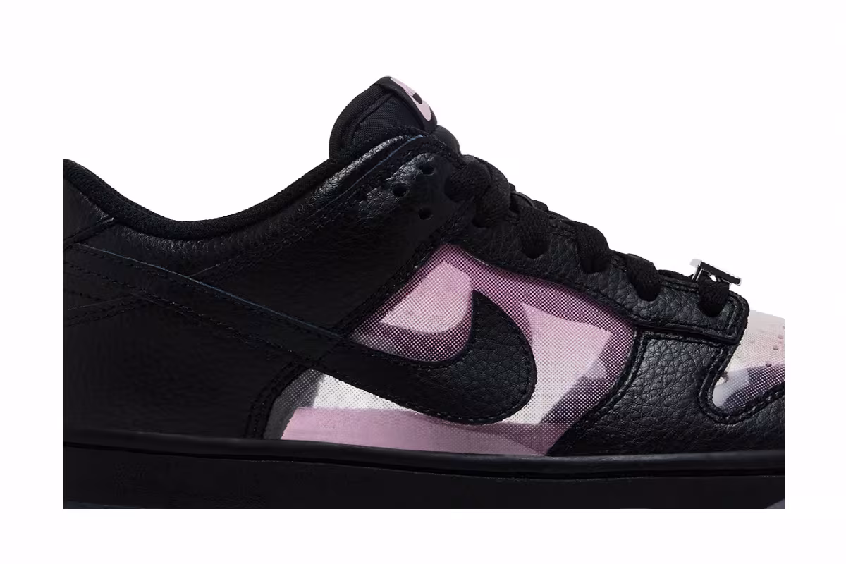 Nike Dunk Low Black Pink Rise, view 3