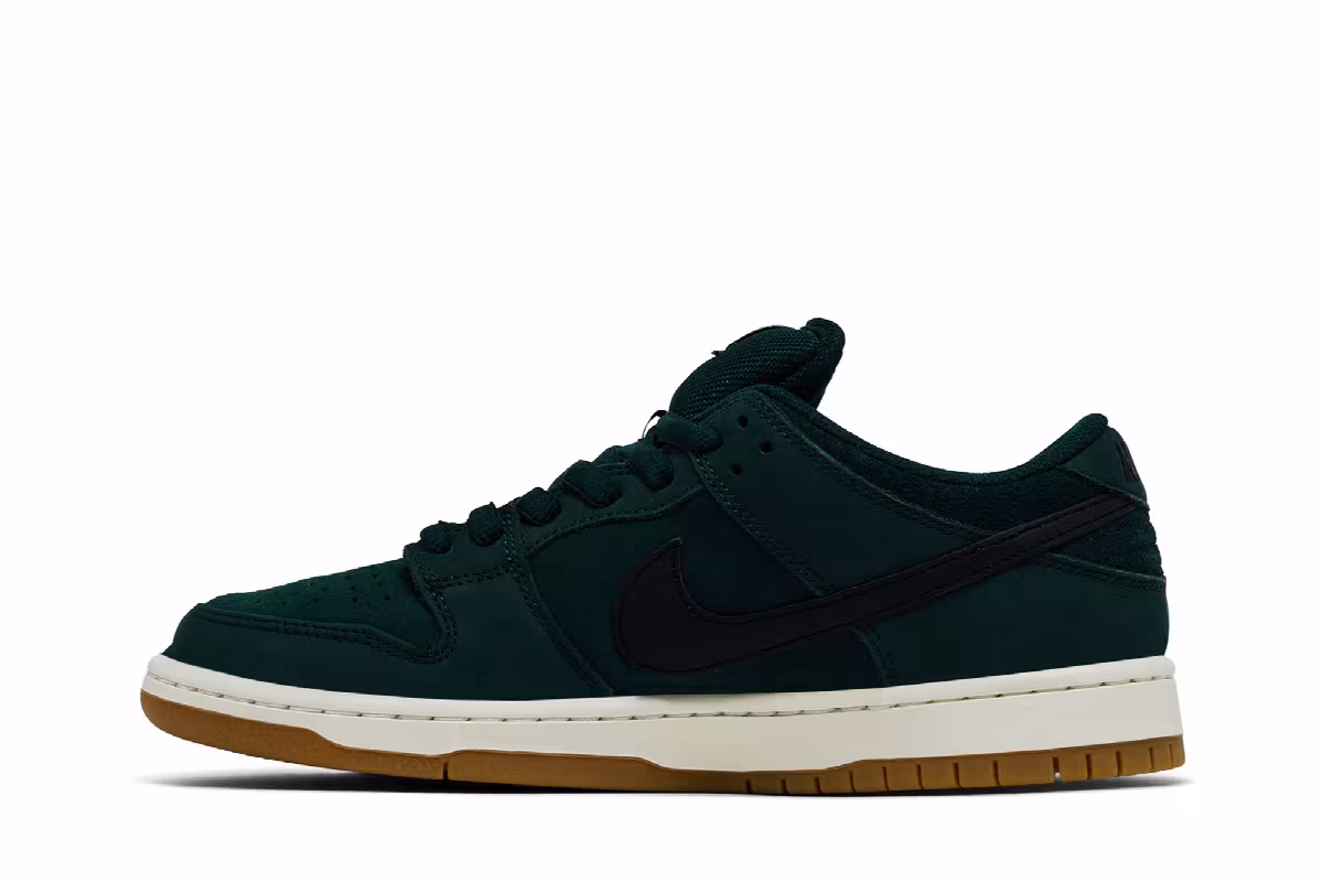 Nike Dunk Low Pro SB Deep Fir, view 4