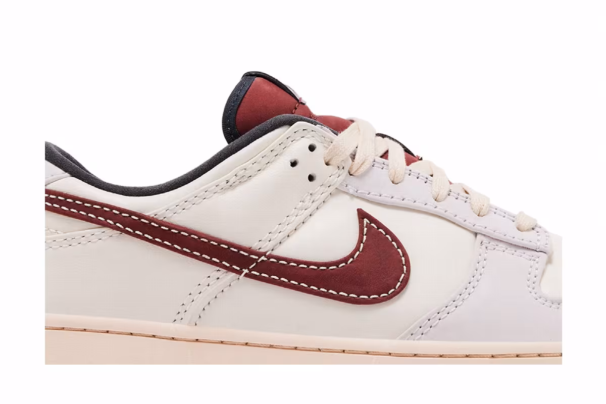 Nike Dunk Low Dark Pony Soft Pearl, view 3