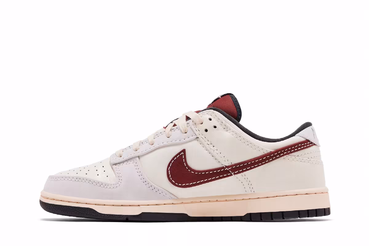 Nike Dunk Low Dark Pony Soft Pearl, view 4