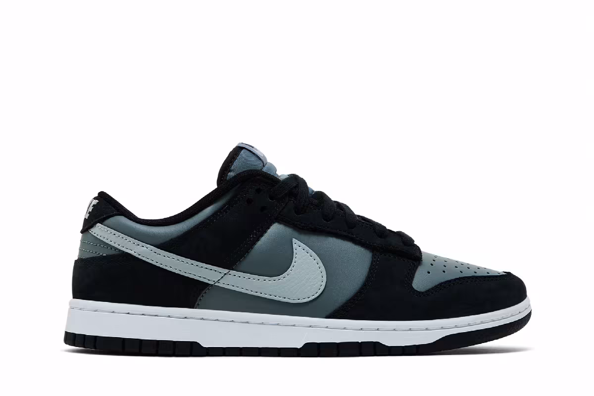 Nike Dunk Low Black Smoke Grey, view 2