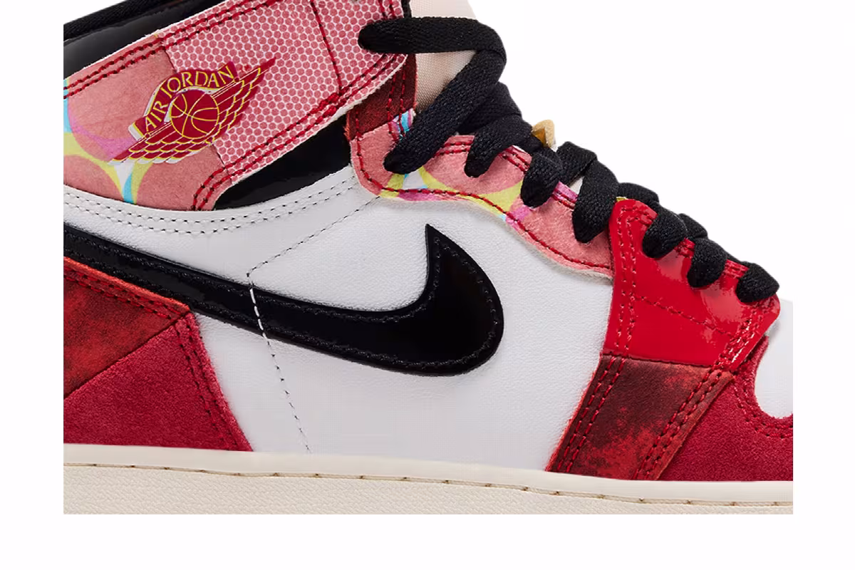 Marvel x Air Jordan 1 High OG GS Next Chapter, view 3
