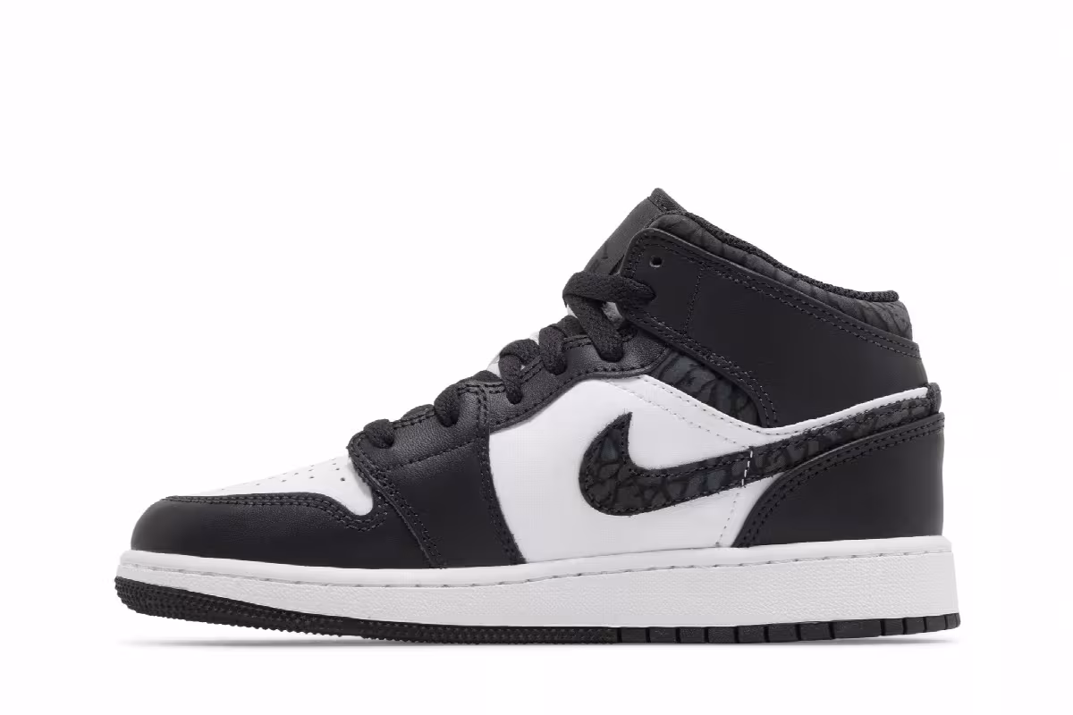 Air Jordan 1 Mid SE GS Panda Elephant, view 4