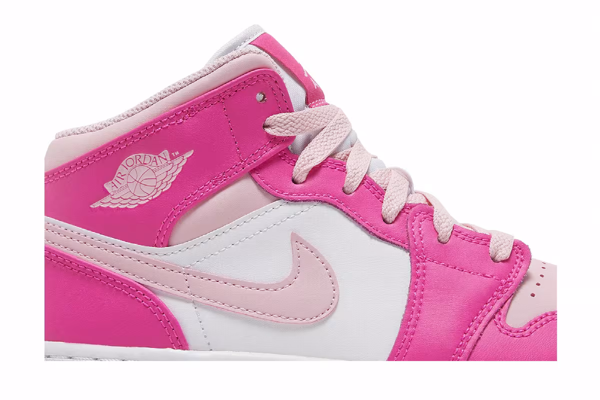 Air Jordan 1 Mid GS Fierce Pink, view 3