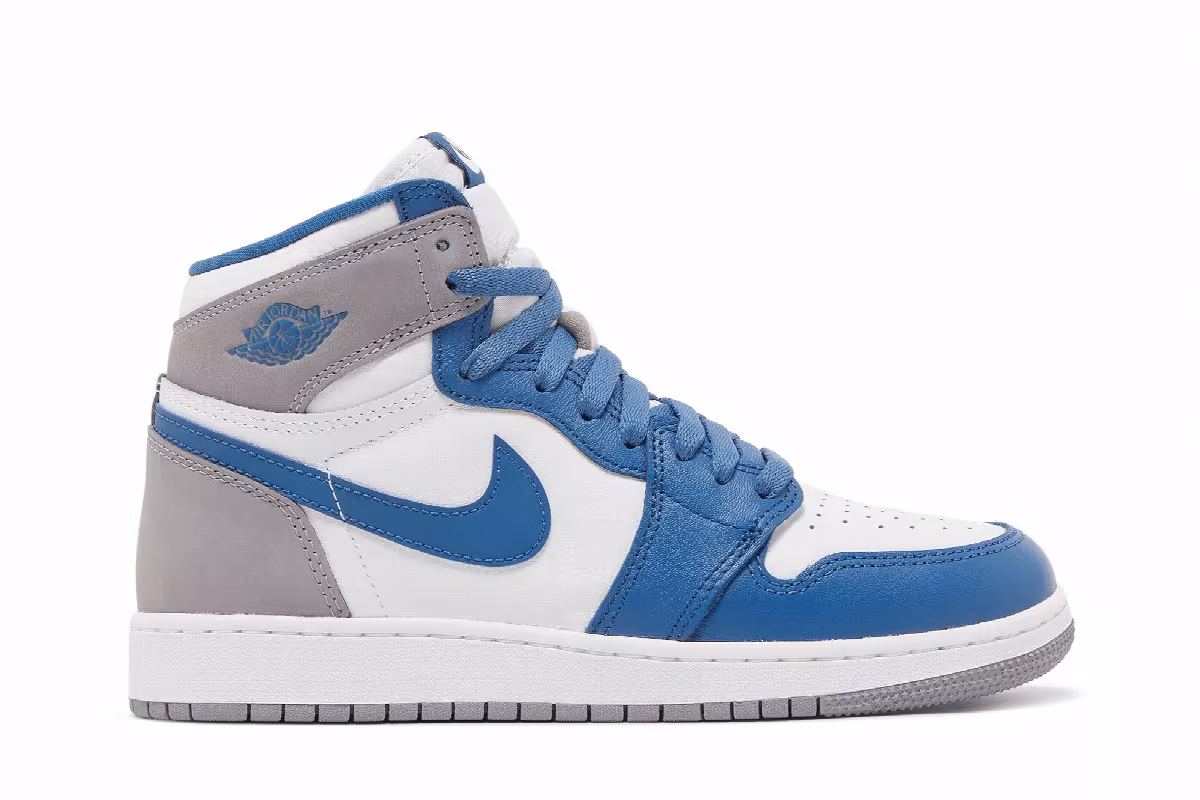 Air Jordan 1 High OG GS True Blue, view 2
