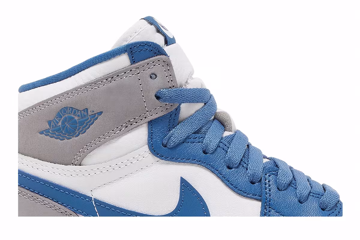 Air Jordan 1 High OG GS True Blue, view 3